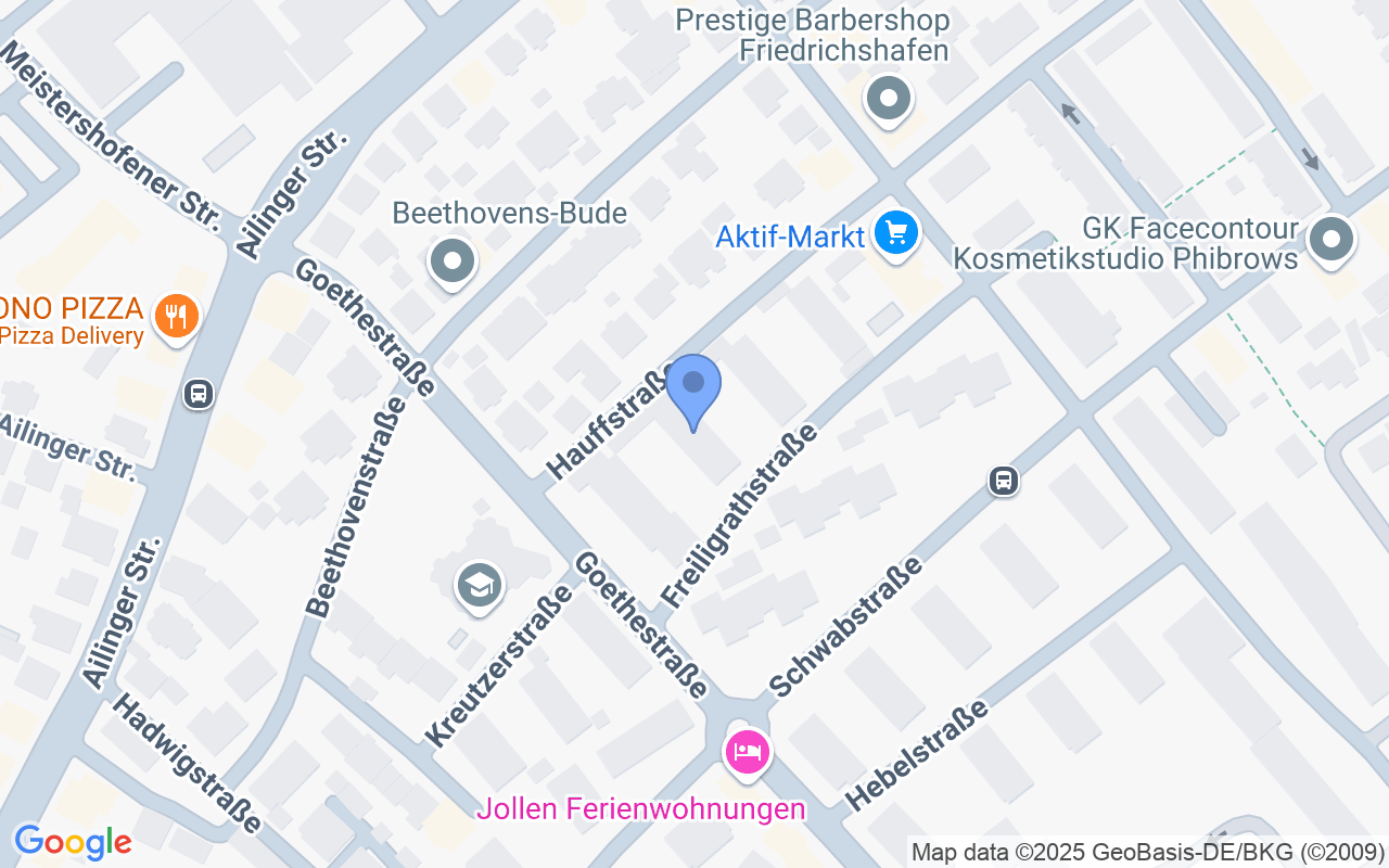 Leerstehende, renov.bedürftige 2-Zi.-EG-Whg. (Hochparterre) mit SW-Balkon und eigenem Kfz-Stellplatz