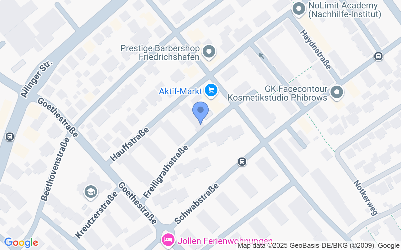 Gepflegte 3 Zimmer Wohnung in zentraler Lage mit einer Einzelgarage
