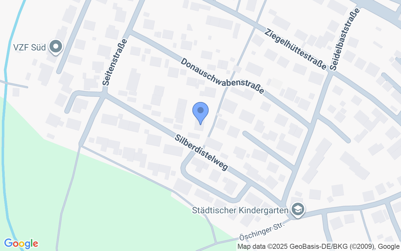 Attraktives Reiheneckhaus mit großzügigem Garten und Garage mit Stellplatz auf dem Grundstück