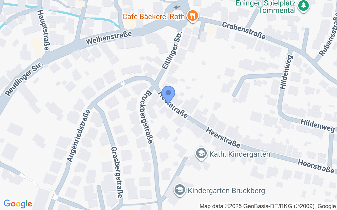 Einfamilienhaus mit Einliegerwohnung in Eningen u.A.