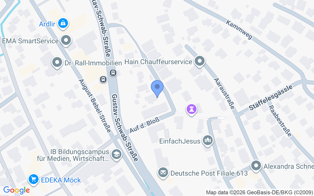 Einfamilienhaus mit Einliegerwohnung und gepflegtem großem Grundstück in zentraler Lage Reutlingens