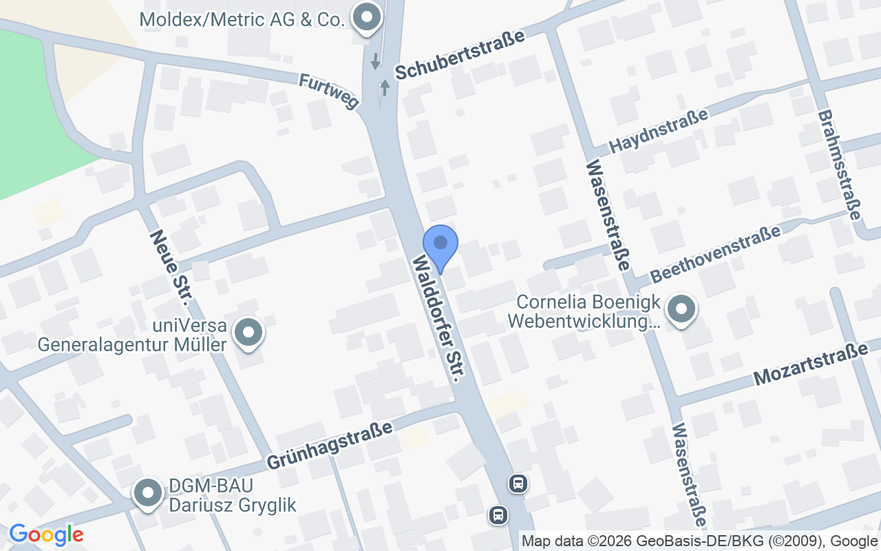HAUS + LANDW.  GEBÄUDE - BAUGRUNDSTÜCK / ENTWICKLUNGSGRUNDSTÜCK - IM HERZEN VON PLIEZH.-GNIEBEL