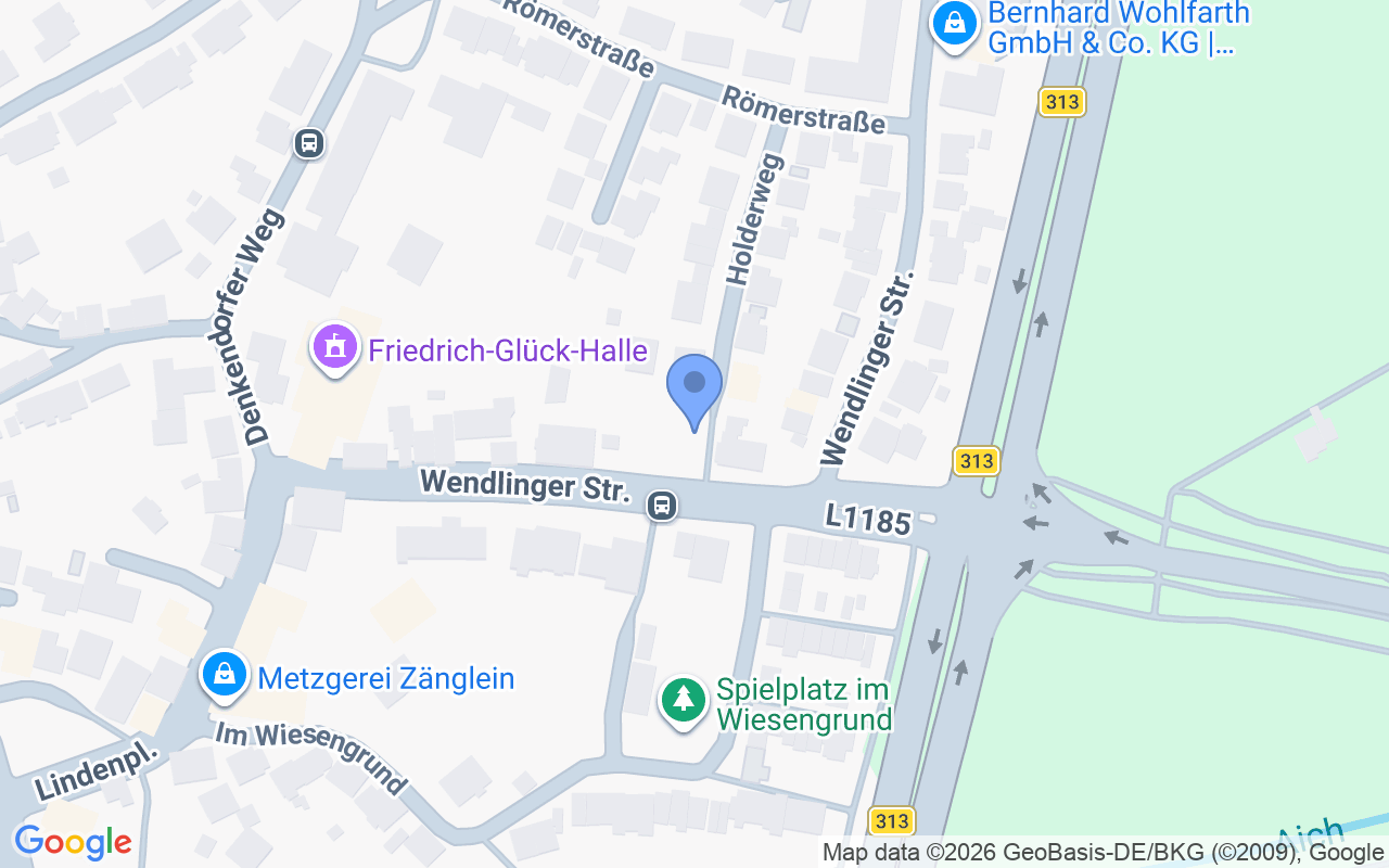 Ihr Familien-Zuhause in Nürtingen: Reiheneckhaus mit Garten und einer Garage mit Stellplatz