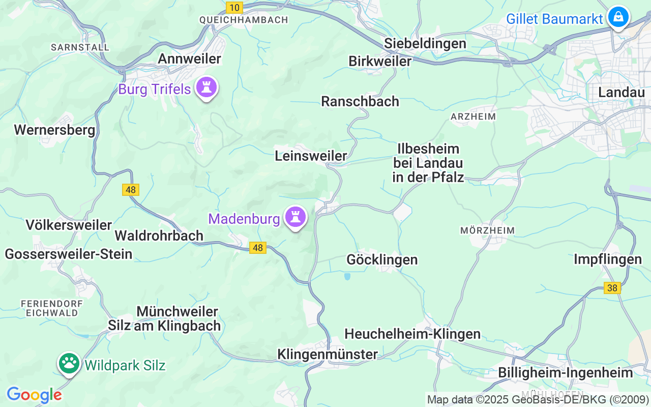 Solides 1-2 Familienhaus mit viel Platz und zusätzlicher Ferienwohnung