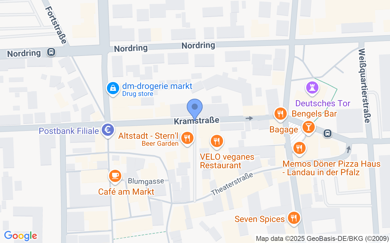 Ufersche Höfe: Denkmalgeschütztes Sanierungsobjekt mit Baugenehmigung im Zentrum von Landau!