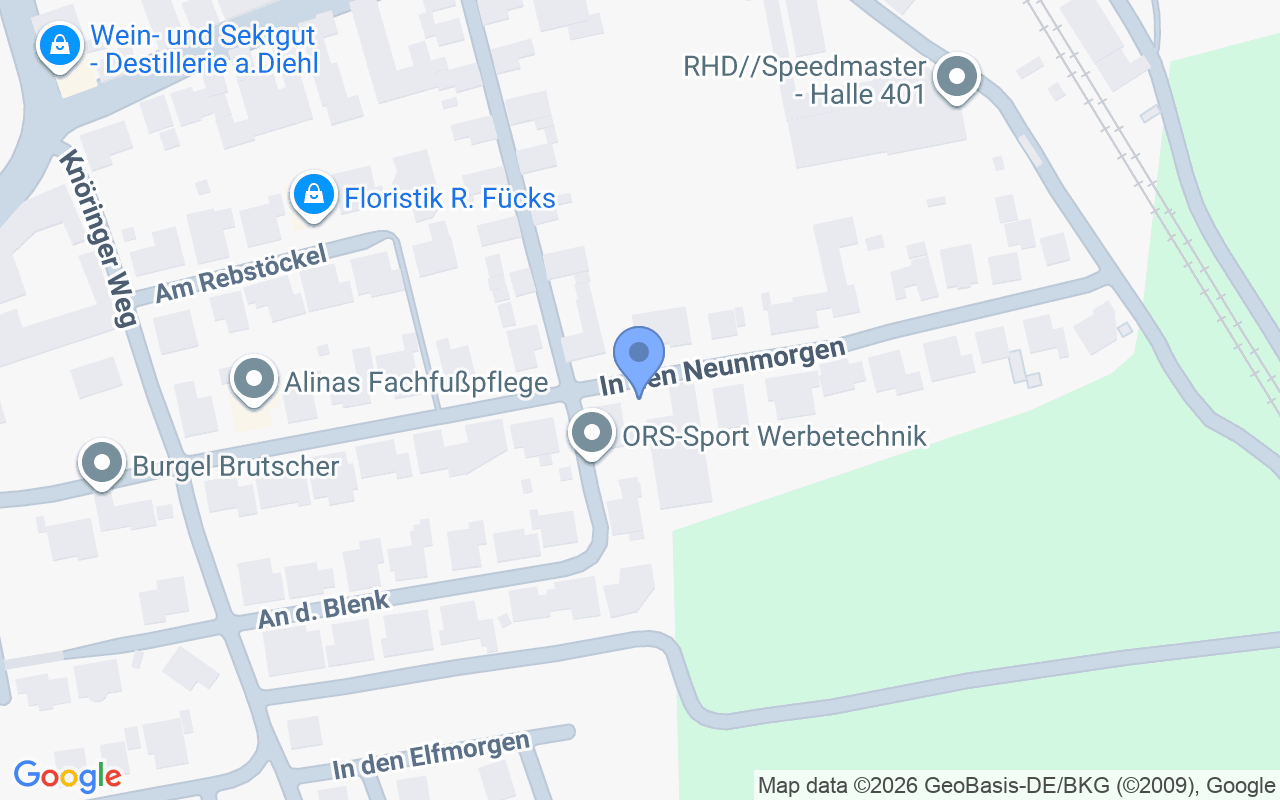 Freistehendes Einfamilienhaus nebst Garten und überdachtem Schwimmbad
