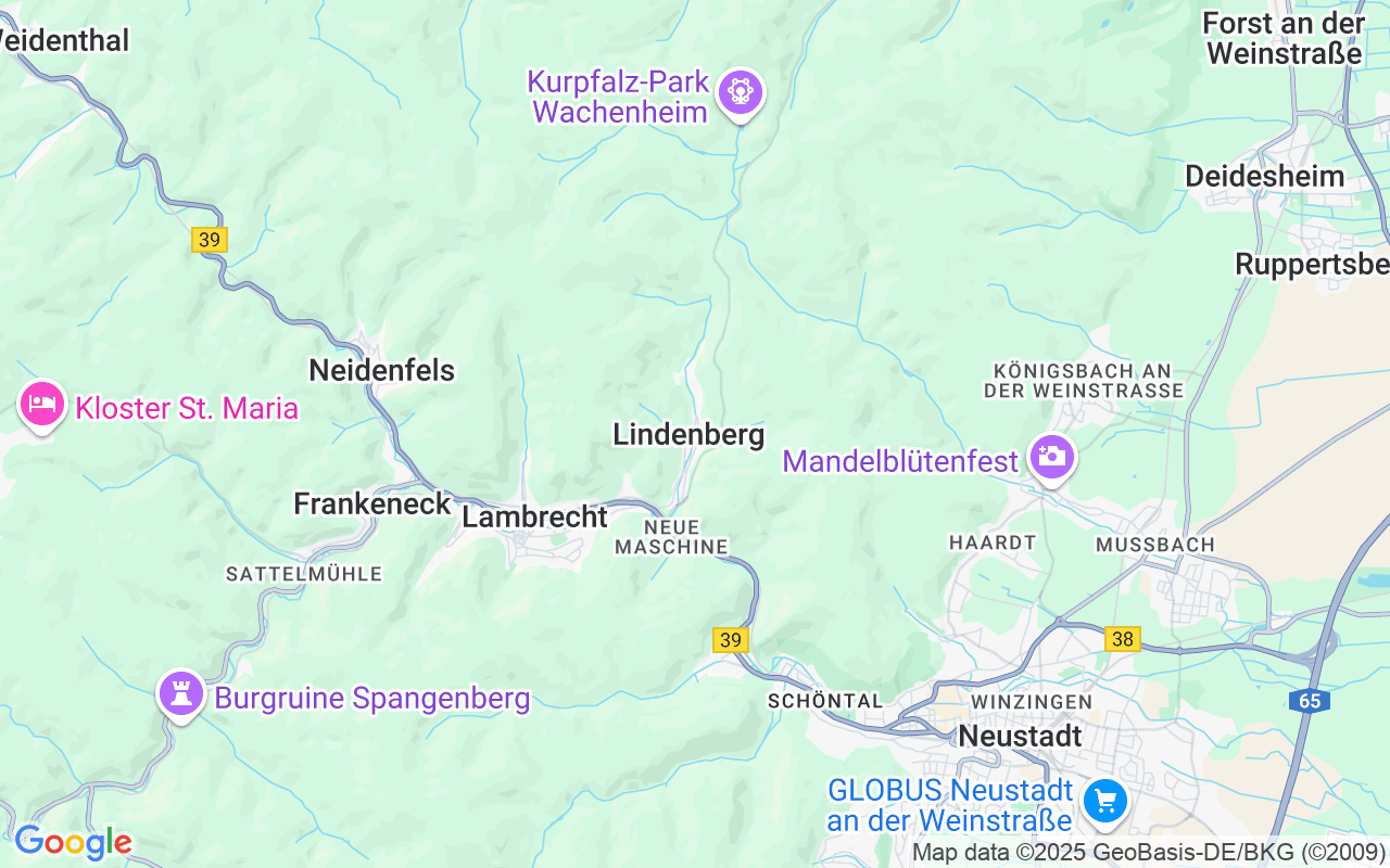 LINDENBERG - Einfamilienhaus dessen Charme und Potential Sie im Inneren spüren können!