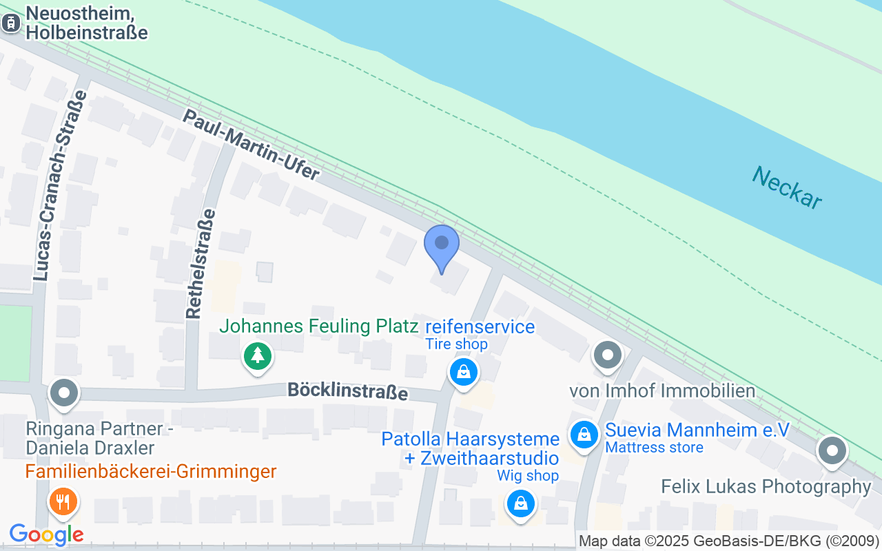 Helle Altbauwohnung in bester Wohnlage am Paul-Martin-Ufer
