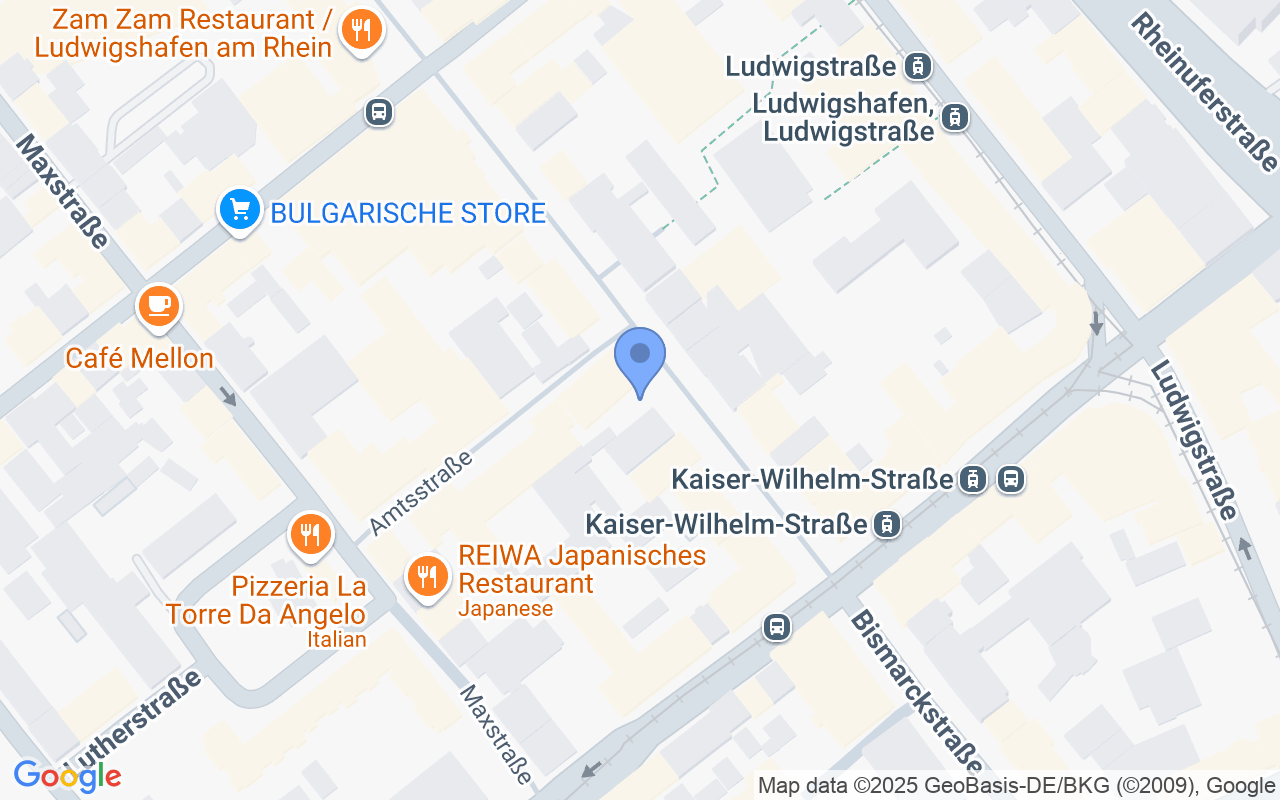 Provisionsfrei: Frisch sanierte Etagenwohnung 4,5 Zimmer 116qm 6.OG mit Fahrstuhl und Kellerabteil