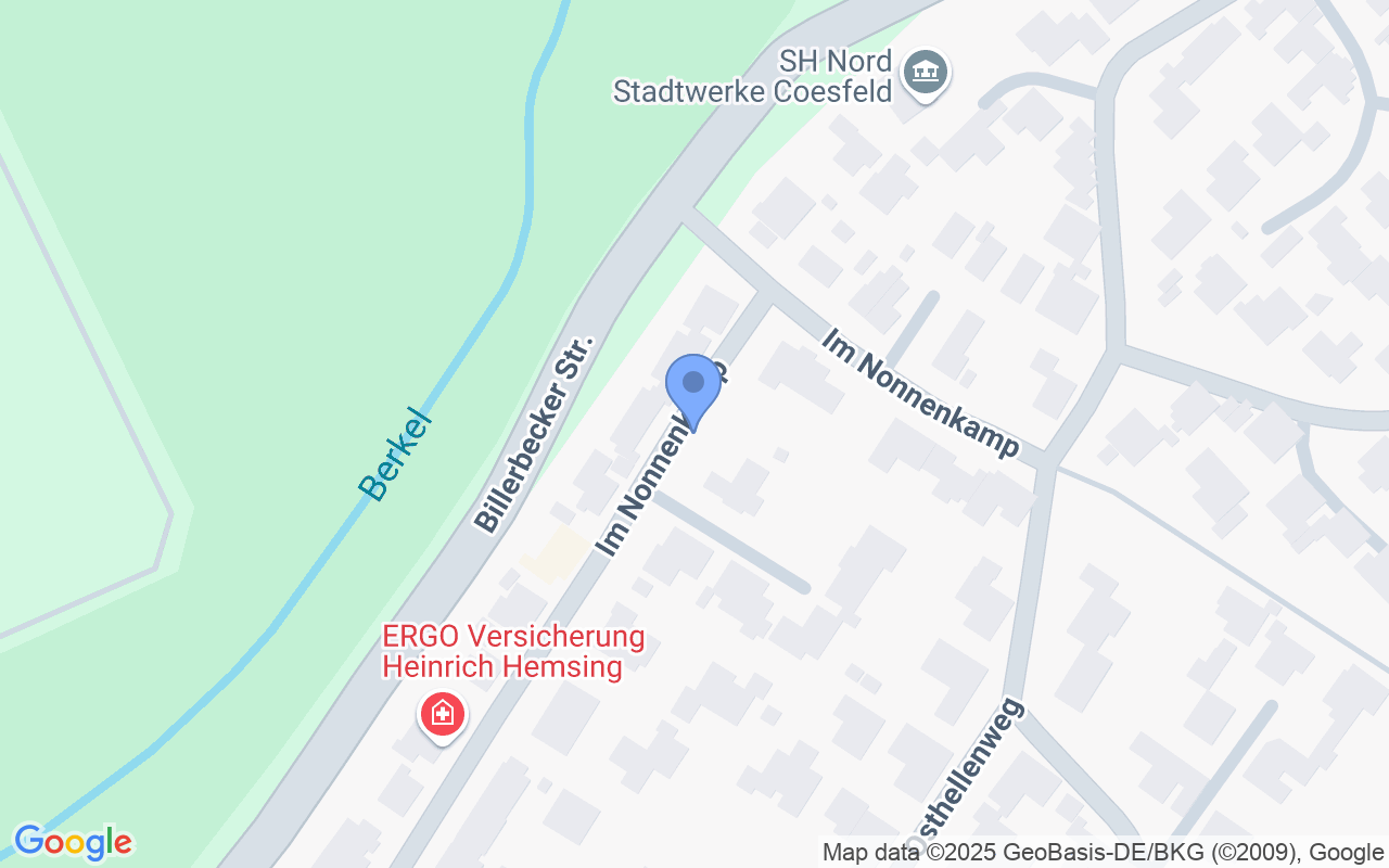 Einfamilienhaus nebst Garage und Gartenhaus