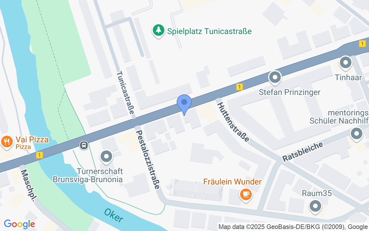 Exklusive, sanierte 5-Raum-Wohnung mit gehobener Innenausstattung mit Balkon und EBK in Braunschweig